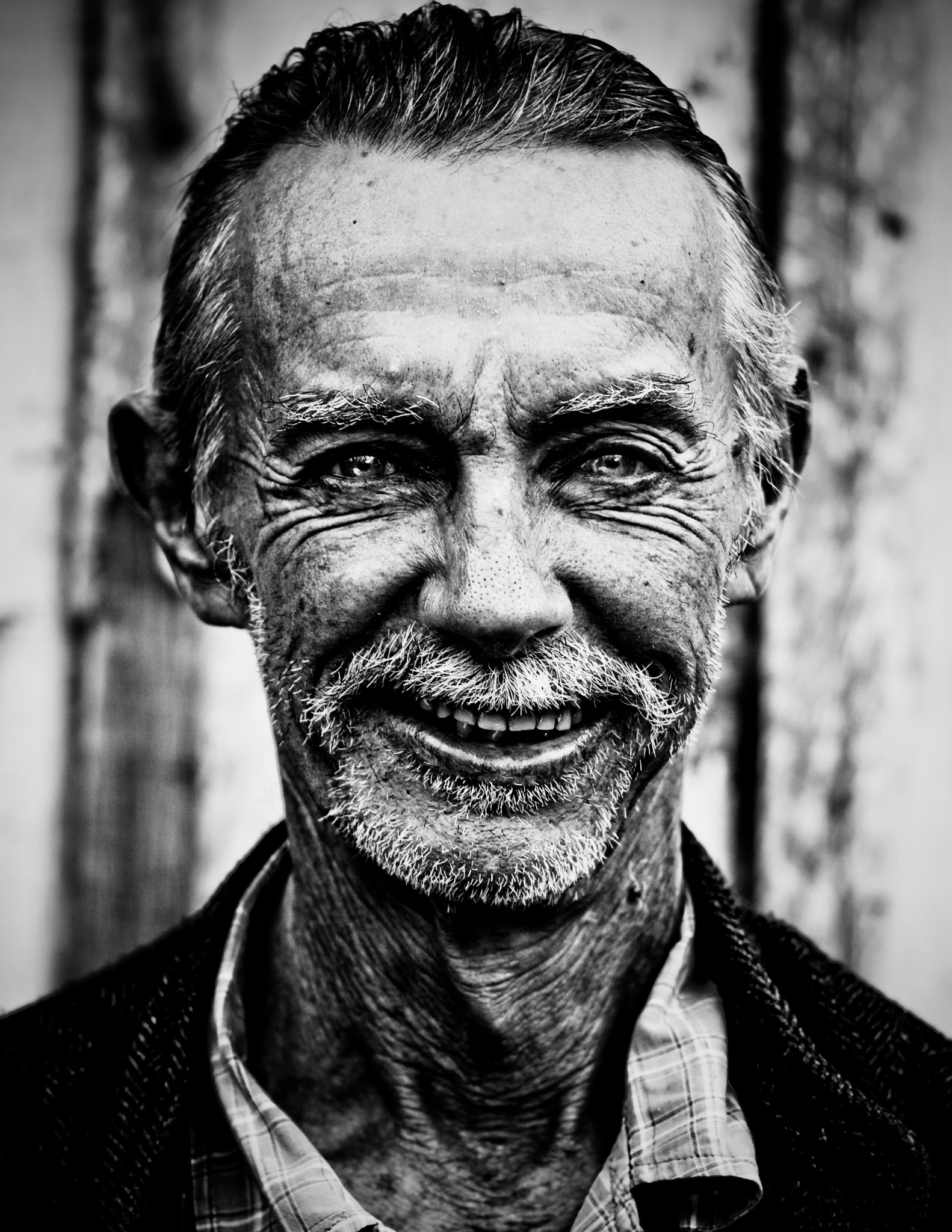 Vo Guineu, black and white portrait by Messi Schneider
